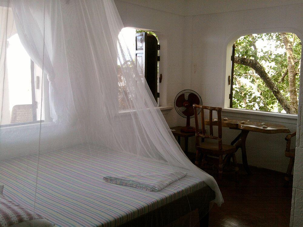 Pierhouse Lodging باسانغا المظهر الخارجي الصورة