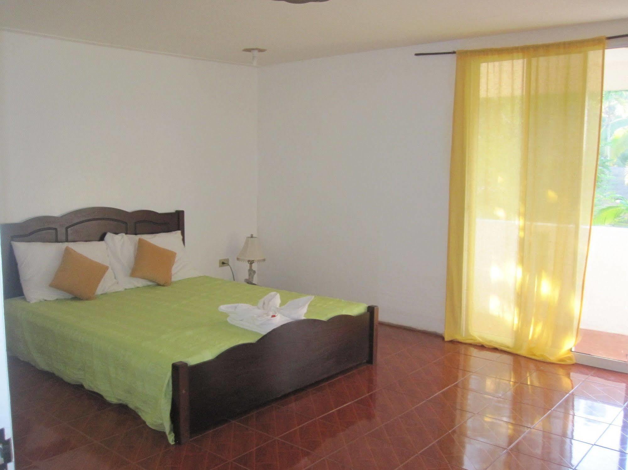 Pierhouse Lodging باسانغا المظهر الخارجي الصورة