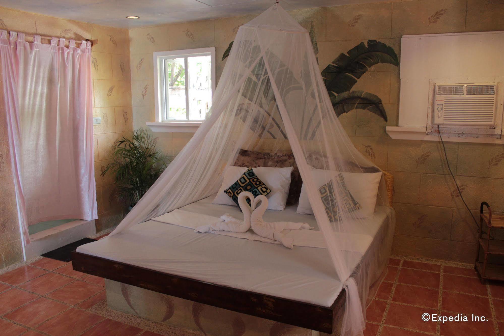 Pierhouse Lodging باسانغا المظهر الخارجي الصورة