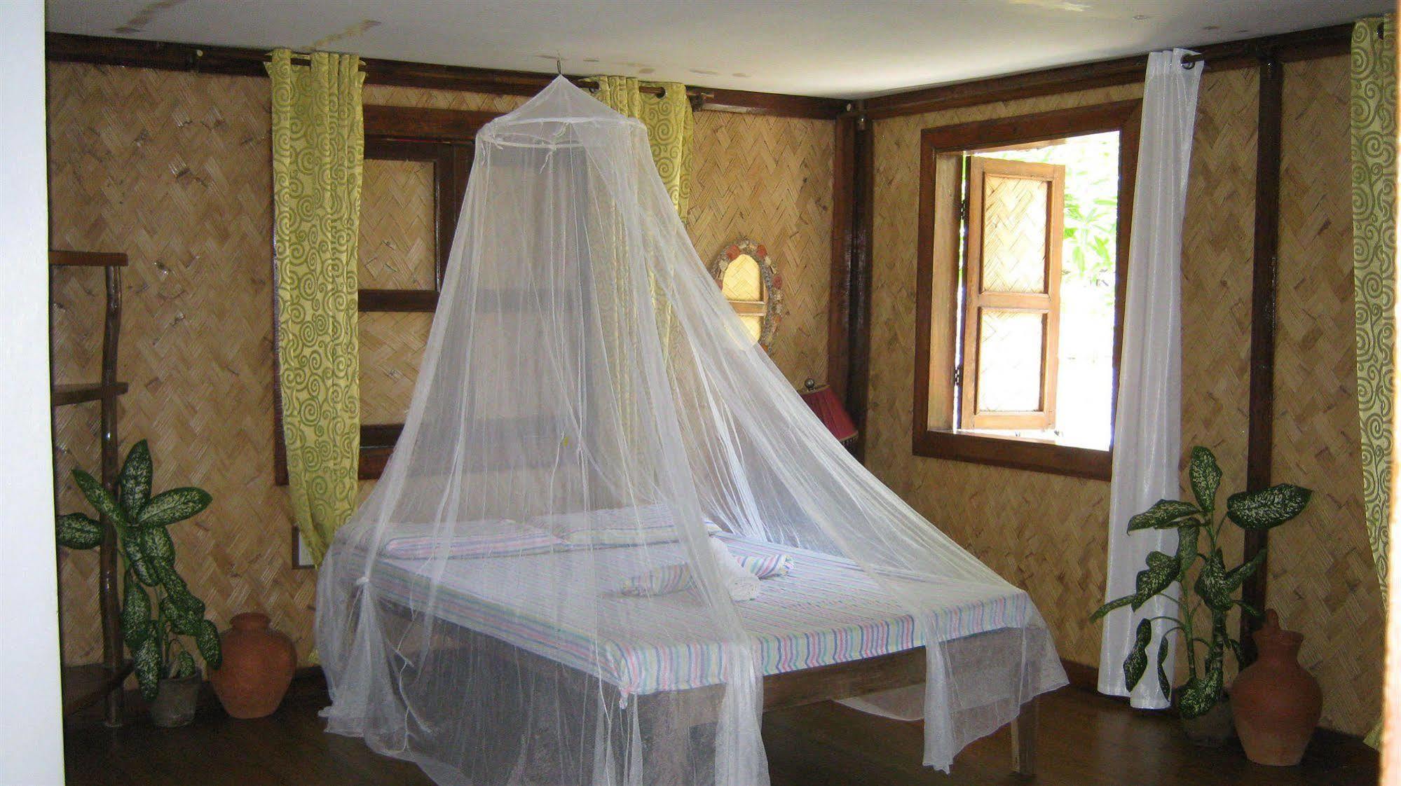 Pierhouse Lodging باسانغا المظهر الخارجي الصورة