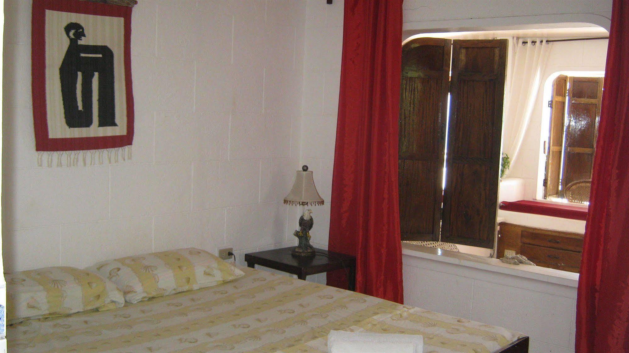 Pierhouse Lodging باسانغا المظهر الخارجي الصورة