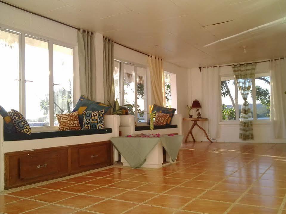 Pierhouse Lodging باسانغا المظهر الخارجي الصورة